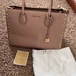 Michael Kors beautiful handbag.